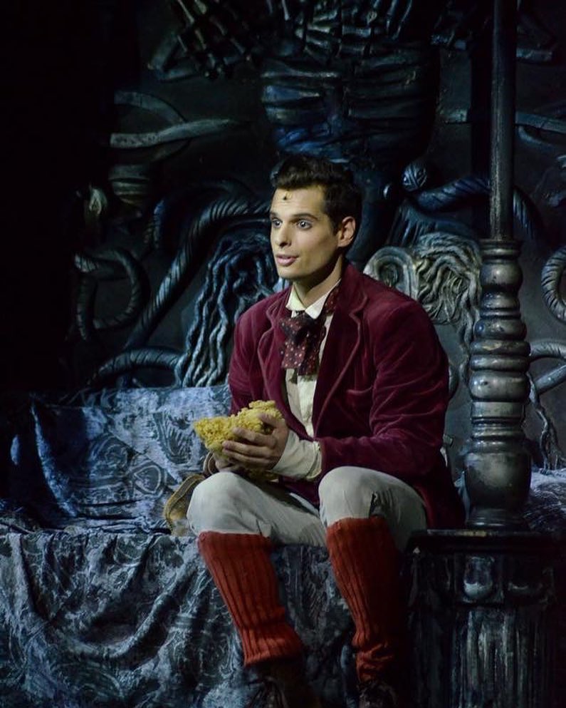 Vámpírok bálja musical, Ádám Alfred szerpében